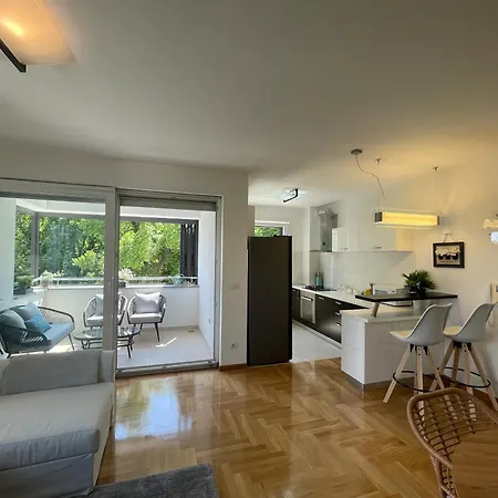 Masha Dreamhome Apart شقة زادار